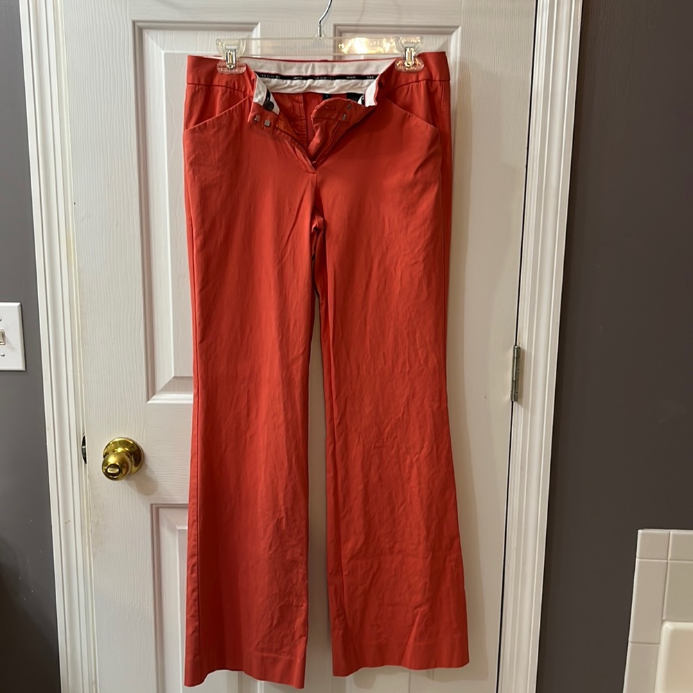 The Limited Drew fit, size 6, slight flare